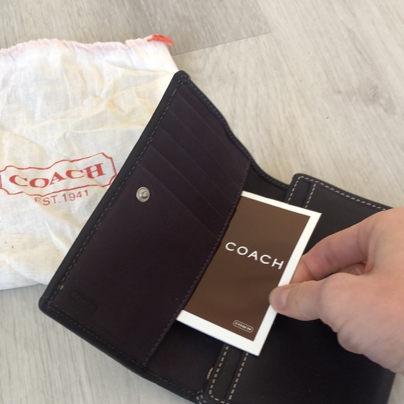 NWOT COACH Vintage Genuine Leatherware Medium Wallet Billfold, Chocolate Brown - Picture 9 of 16
